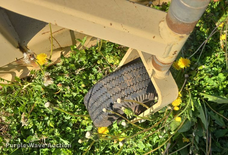 image for item DO7913 (3) three point attachments