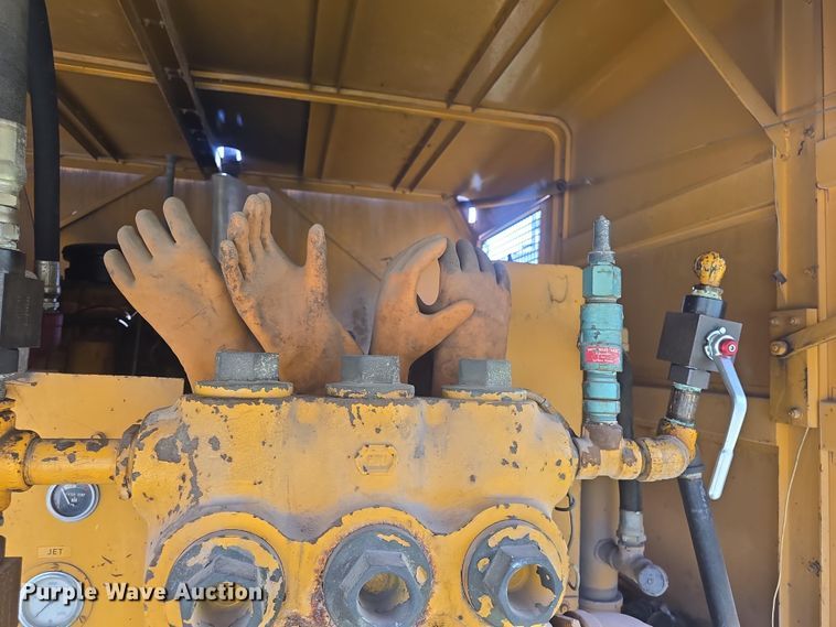 image for item DO7914 1971 Ford F600 sewer jetter truck