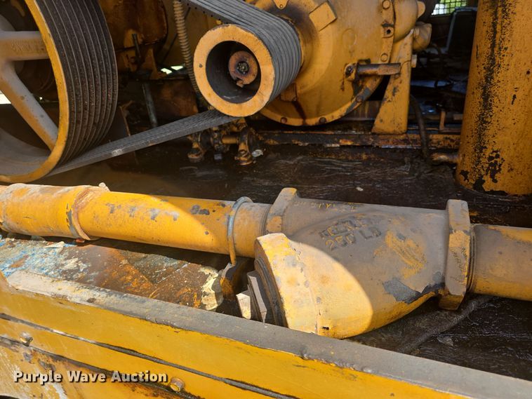 image for item DO7914 1971 Ford F600 sewer jetter truck