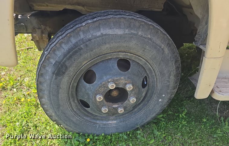 image for item DO7914 1971 Ford F600 sewer jetter truck
