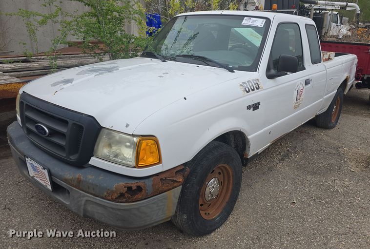 image for item DO7918 2004 Ford Ranger SuperCab pickup truck