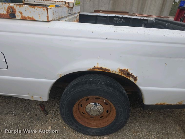 image for item DO7918 2004 Ford Ranger SuperCab pickup truck