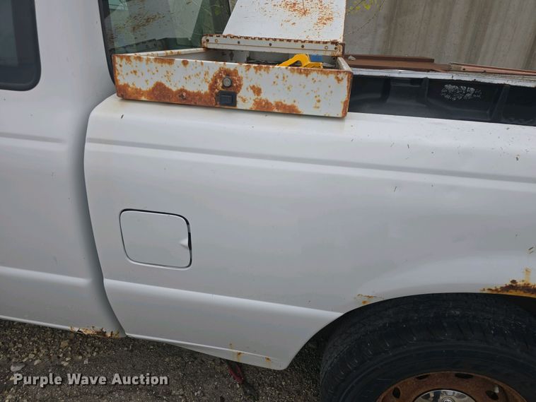 image for item DO7918 2004 Ford Ranger SuperCab pickup truck