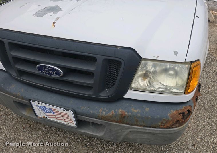 image for item DO7918 2004 Ford Ranger SuperCab pickup truck