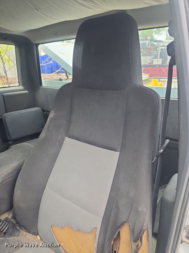 image for item DO7918 2004 Ford Ranger SuperCab pickup truck