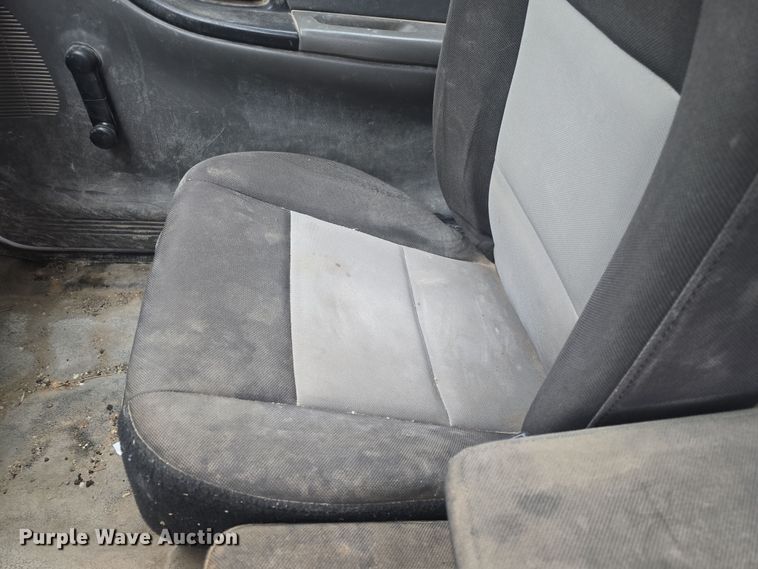 image for item DO7918 2004 Ford Ranger SuperCab pickup truck