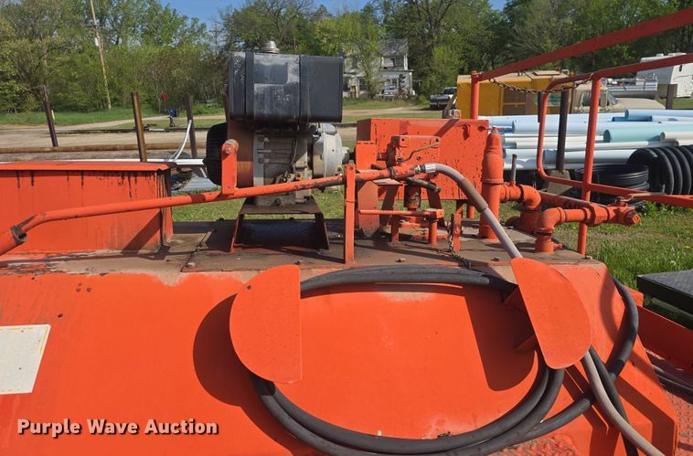 image for item DO7951 Paving Maintenance Supply Speed King melter applicator