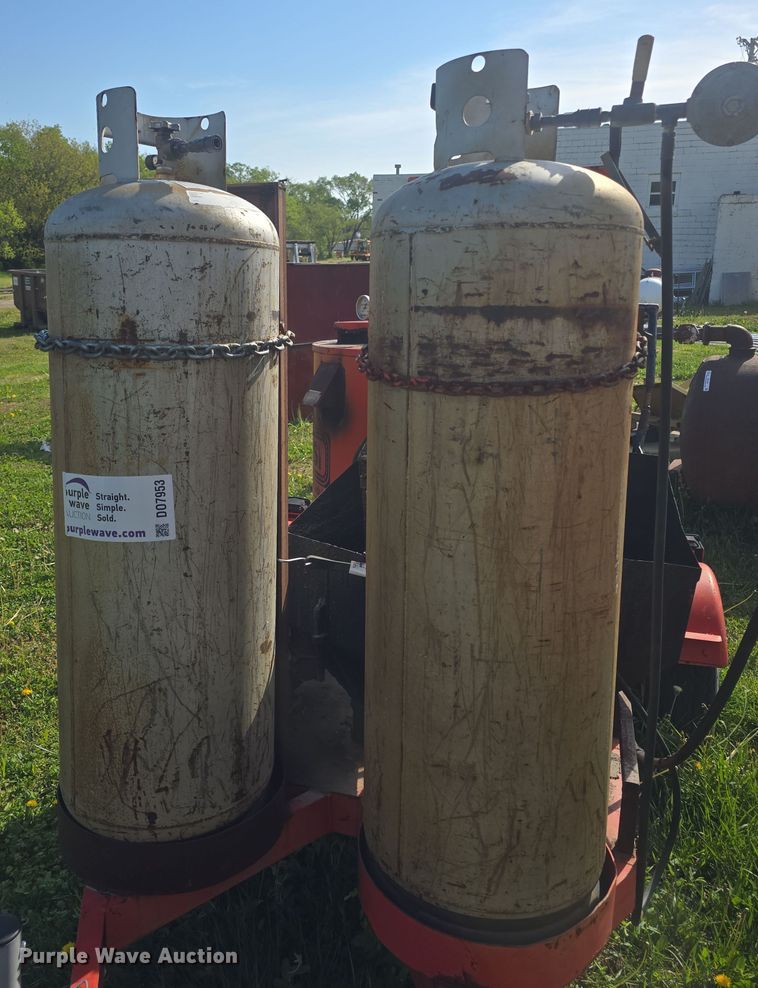 image for item DO7953 Crafco PMSI E-Z Pour pothole patcher