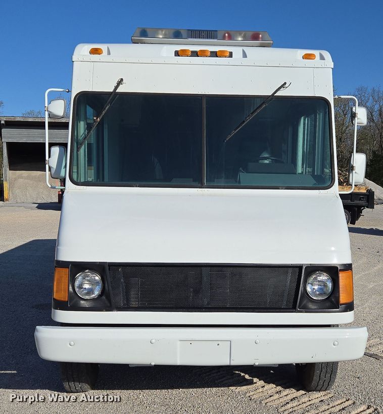image for item DP6315 1994 GMC mobile command center vehicle