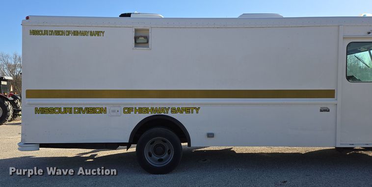 image for item DP6315 1994 GMC mobile command center vehicle