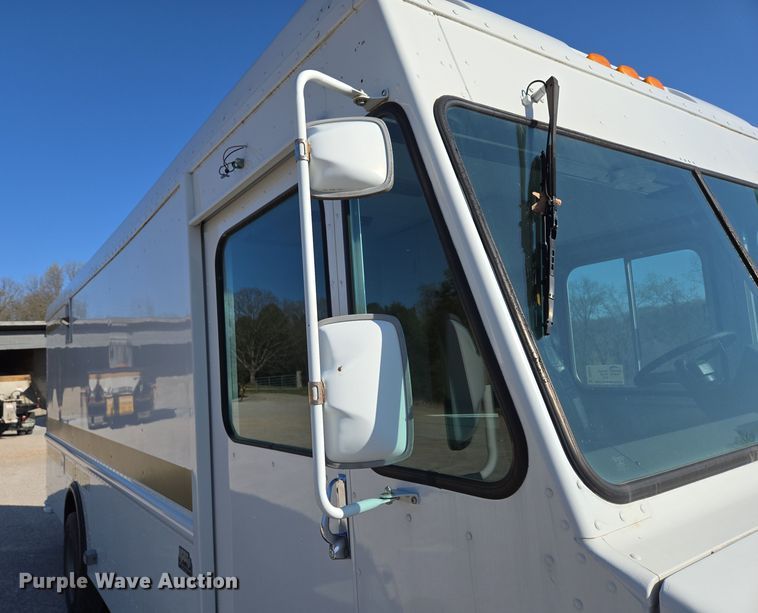 image for item DP6315 1994 GMC mobile command center vehicle