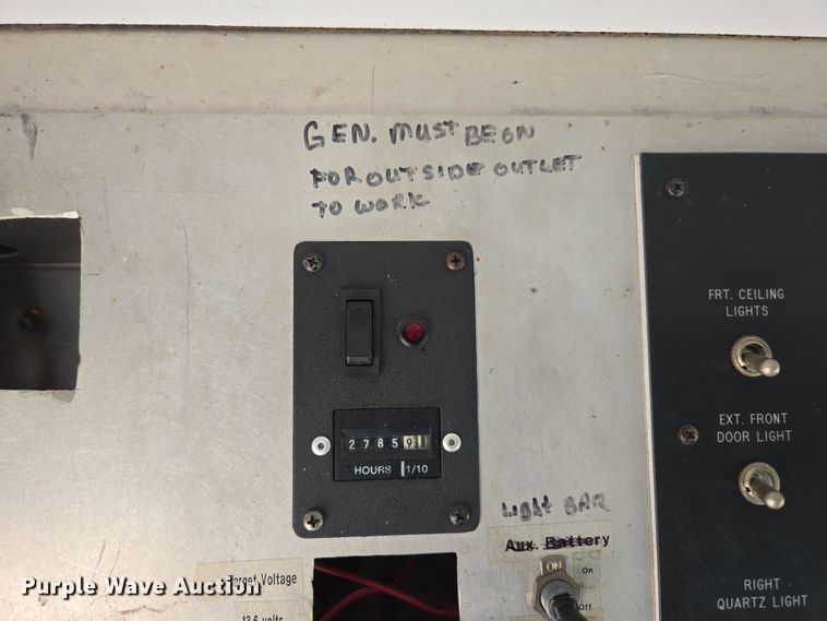 image for item DP6315 1994 GMC mobile command center vehicle