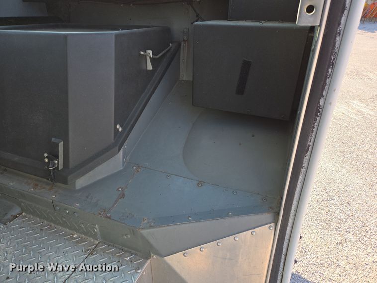 image for item DP6315 1994 GMC mobile command center vehicle