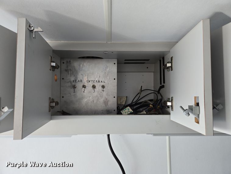 image for item DP6315 1994 GMC mobile command center vehicle