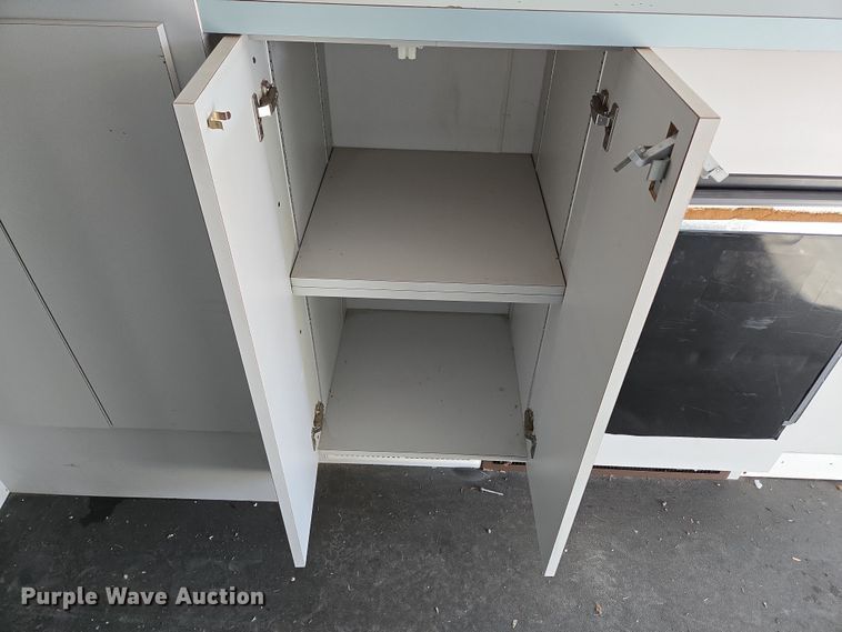 image for item DP6315 1994 GMC mobile command center vehicle