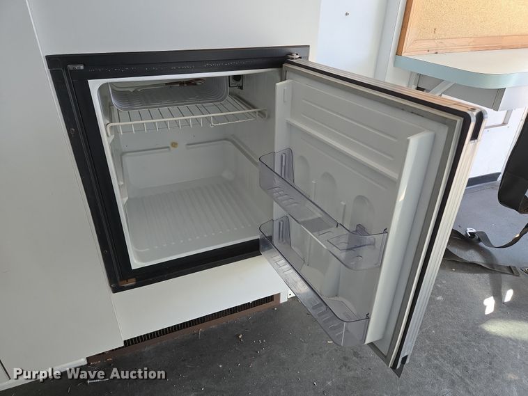 image for item DP6315 1994 GMC mobile command center vehicle