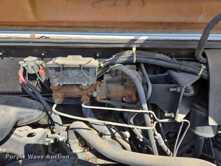 image for item DP6315 1994 GMC mobile command center vehicle