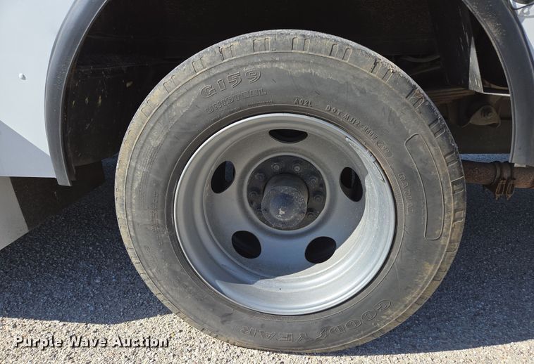 image for item DP6315 1994 GMC mobile command center vehicle