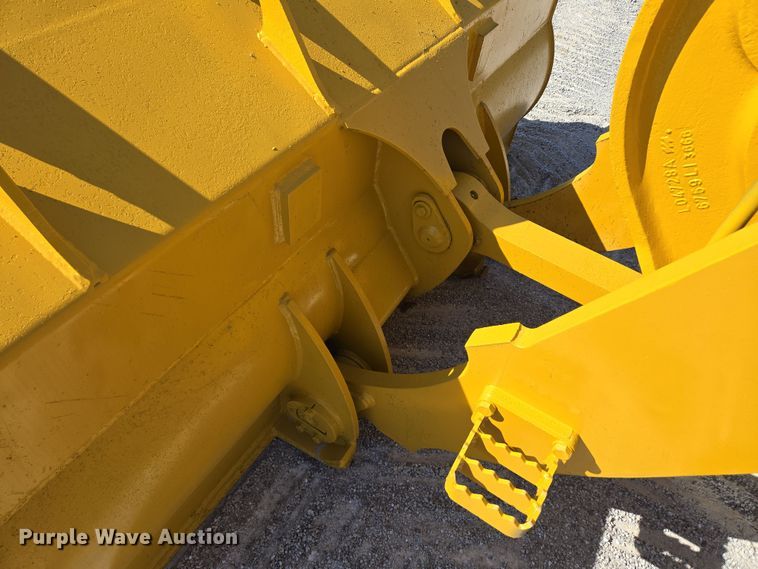 image for item DP6316 2004 John Deere 655C Series II track loader