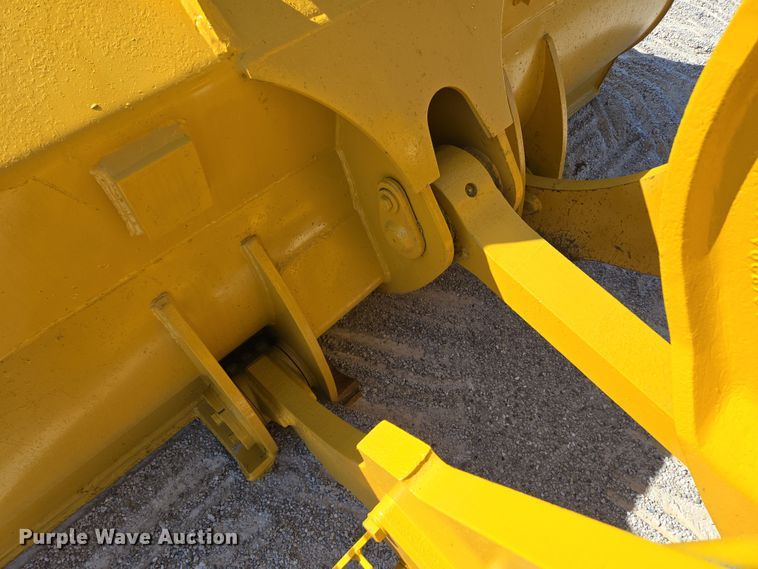 image for item DP6316 2004 John Deere 655C Series II track loader