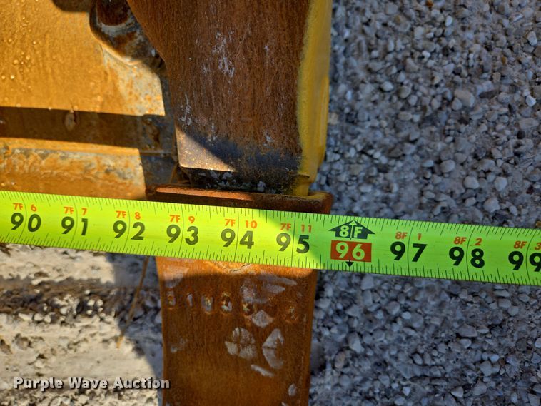 image for item DP6316 2004 John Deere 655C Series II track loader