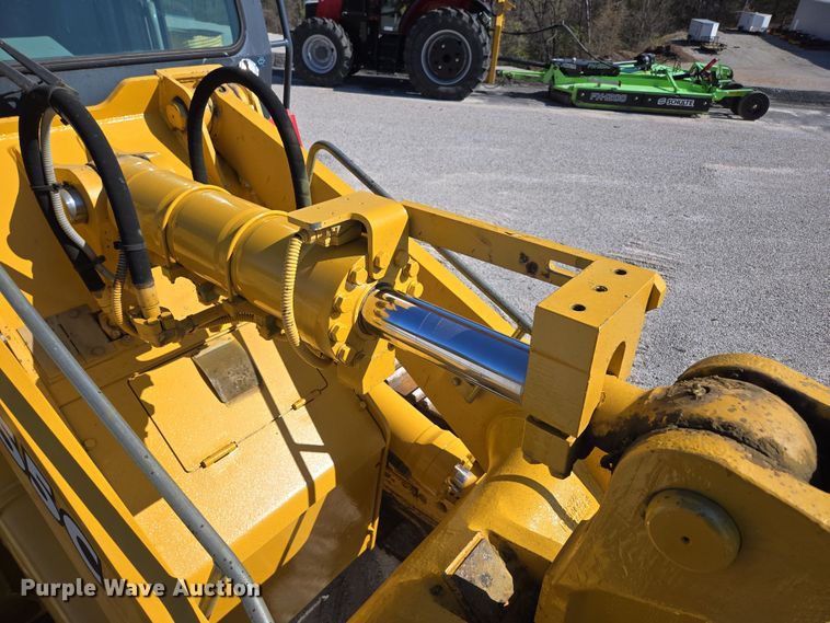 image for item DP6316 2004 John Deere 655C Series II track loader