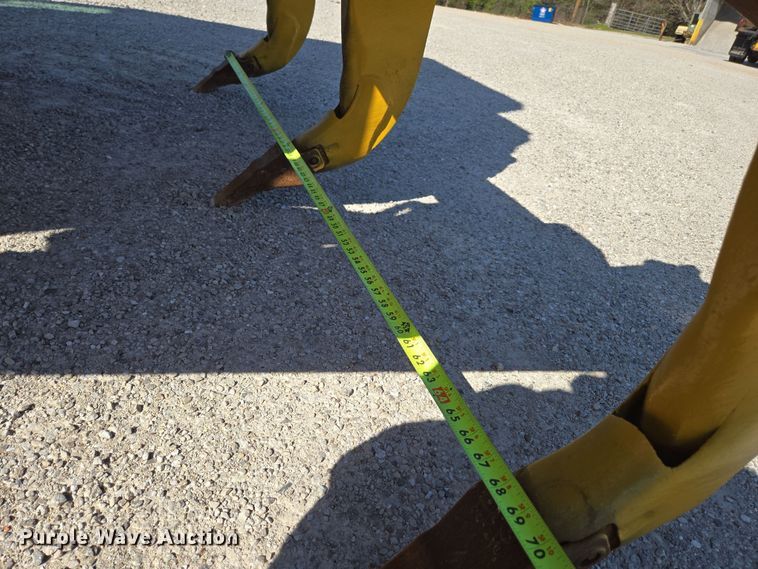 image for item DP6316 2004 John Deere 655C Series II track loader