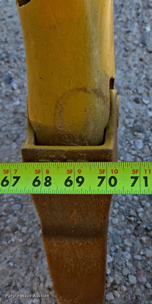 image for item DP6316 2004 John Deere 655C Series II track loader