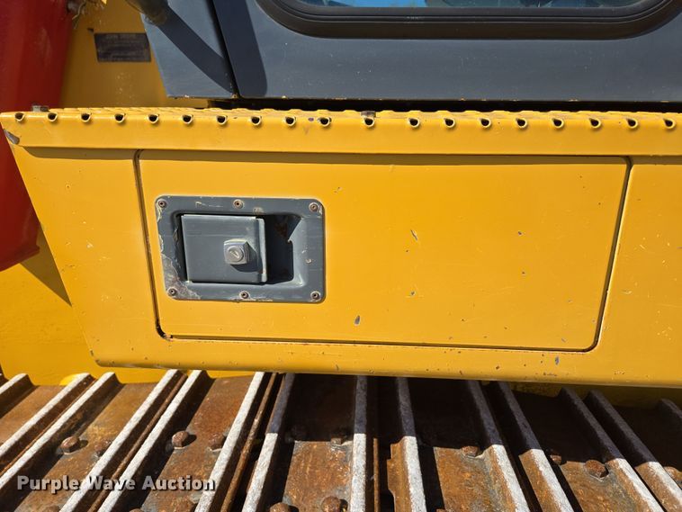 image for item DP6316 2004 John Deere 655C Series II track loader