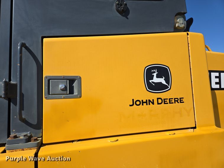 image for item DP6316 2004 John Deere 655C Series II track loader