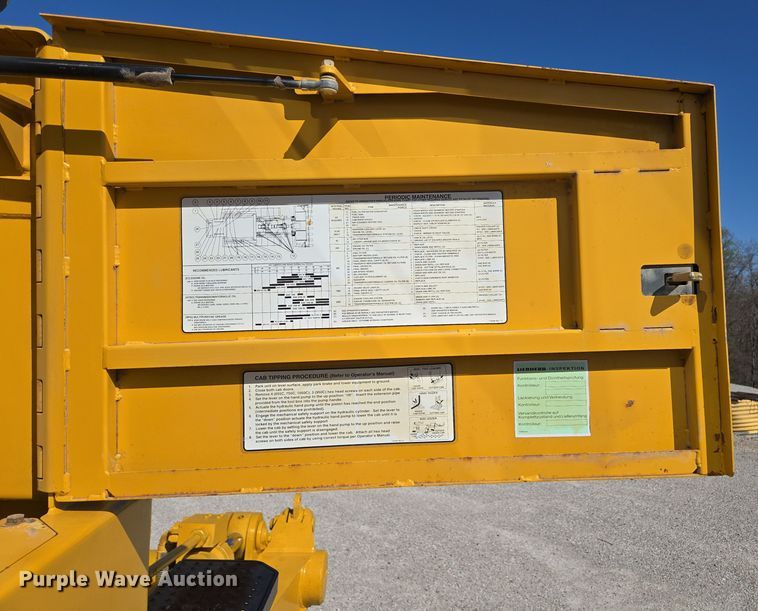 image for item DP6316 2004 John Deere 655C Series II track loader