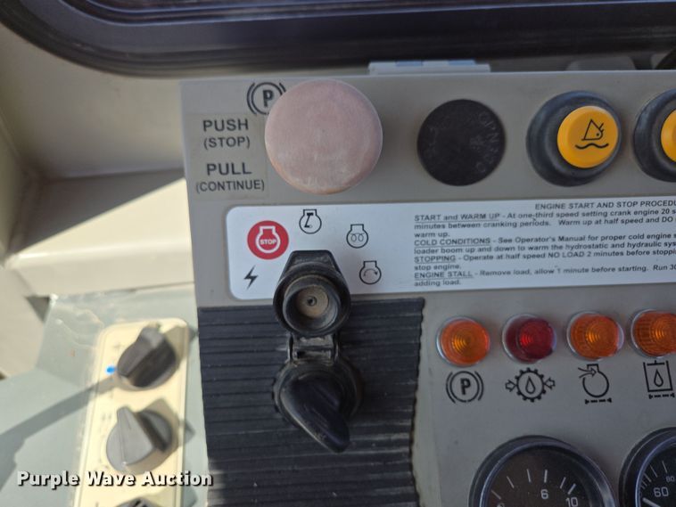 image for item DP6316 2004 John Deere 655C Series II track loader