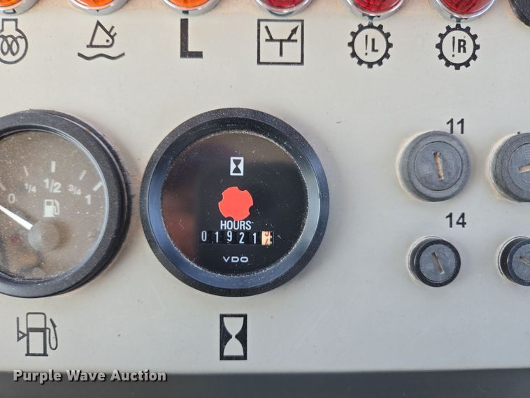 image for item DP6316 2004 John Deere 655C Series II track loader