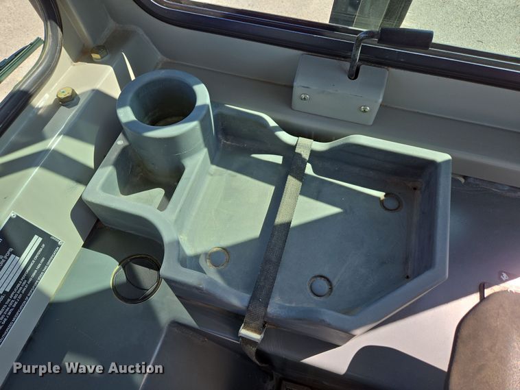 image for item DP6316 2004 John Deere 655C Series II track loader