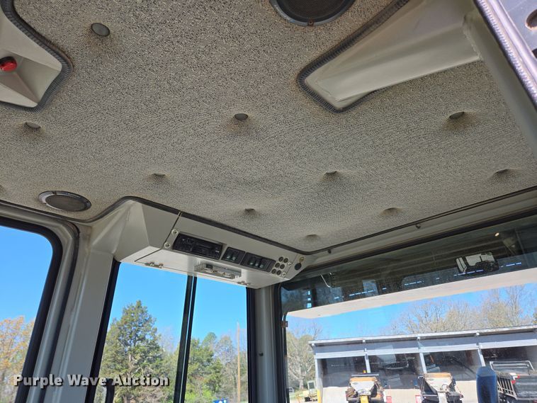 image for item DP6316 2004 John Deere 655C Series II track loader