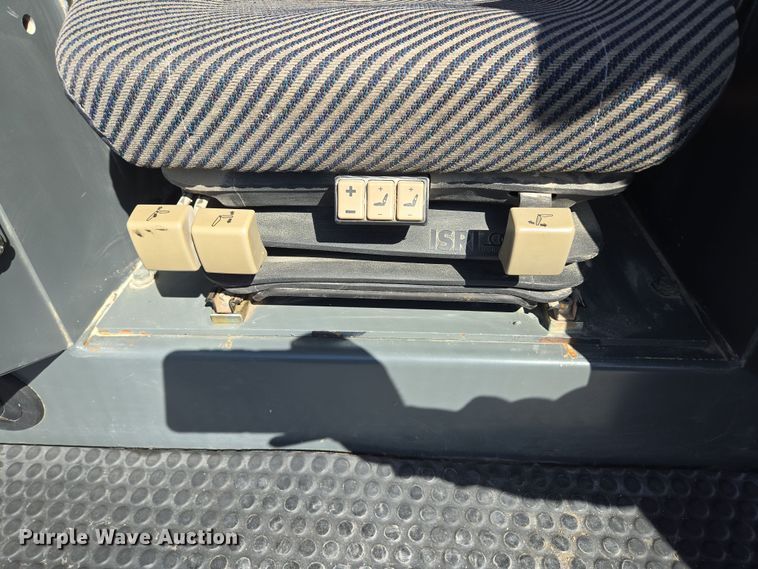 image for item DP6316 2004 John Deere 655C Series II track loader