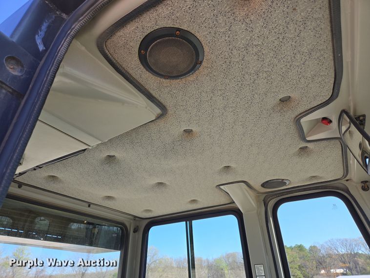 image for item DP6316 2004 John Deere 655C Series II track loader