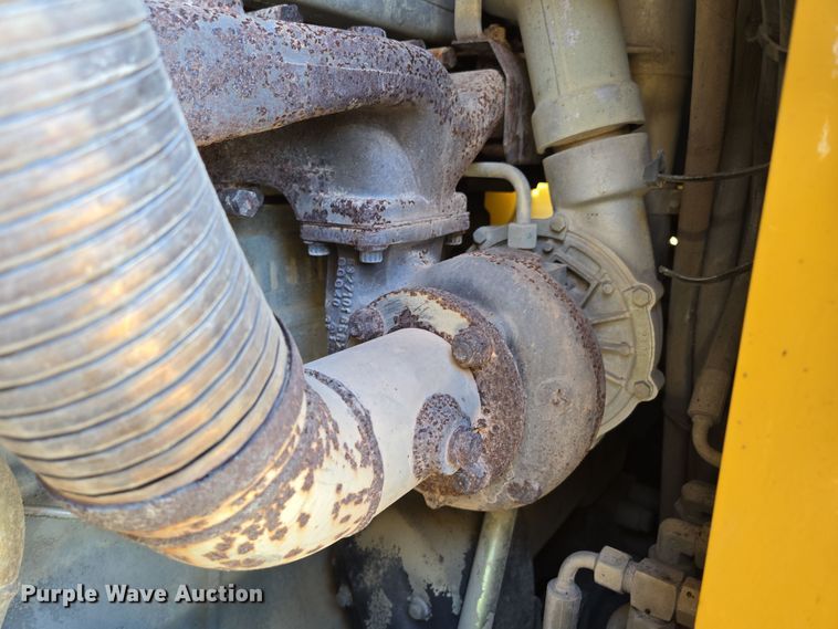 image for item DP6316 2004 John Deere 655C Series II track loader