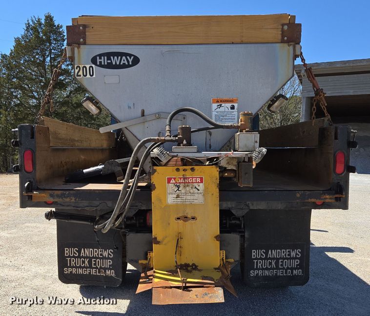 image for item DP6318 2009 Chevrolet C5500 dump truck