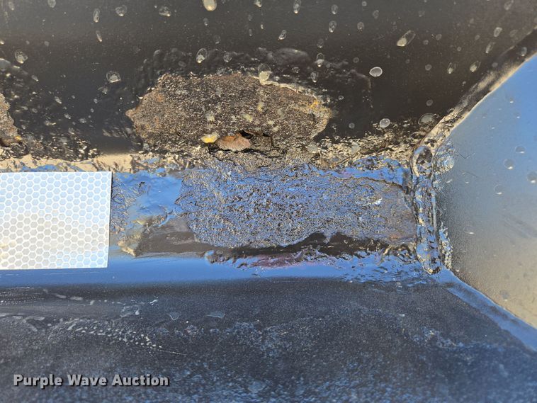 image for item DP6318 2009 Chevrolet C5500 dump truck