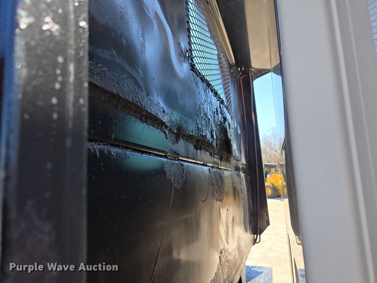 image for item DP6318 2009 Chevrolet C5500 dump truck