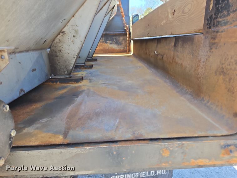 image for item DP6318 2009 Chevrolet C5500 dump truck