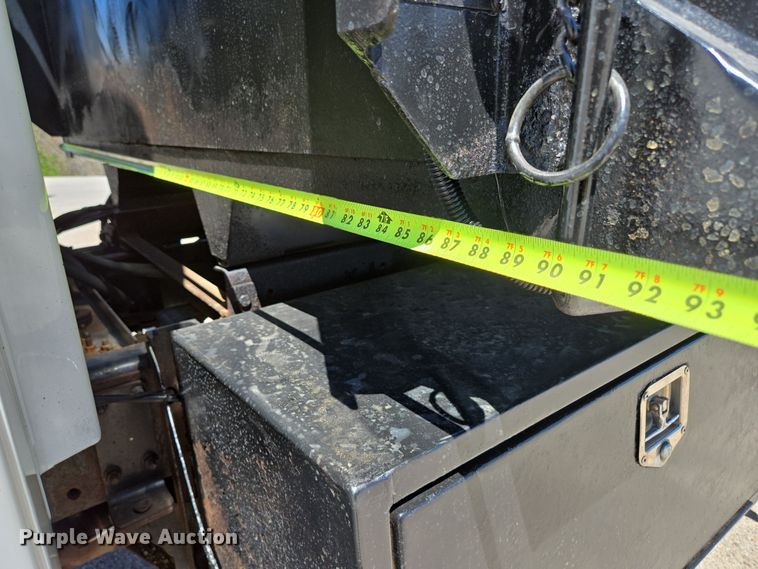 image for item DP6318 2009 Chevrolet C5500 dump truck