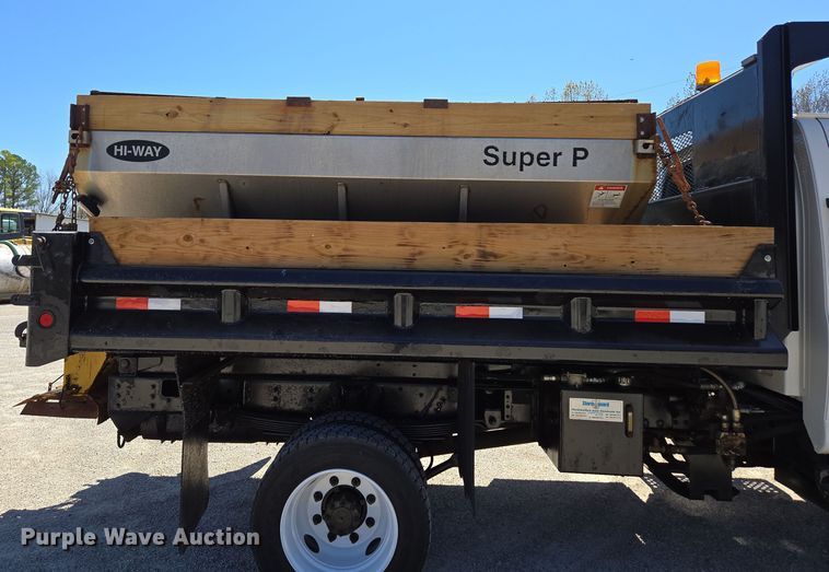 image for item DP6318 2009 Chevrolet C5500 dump truck