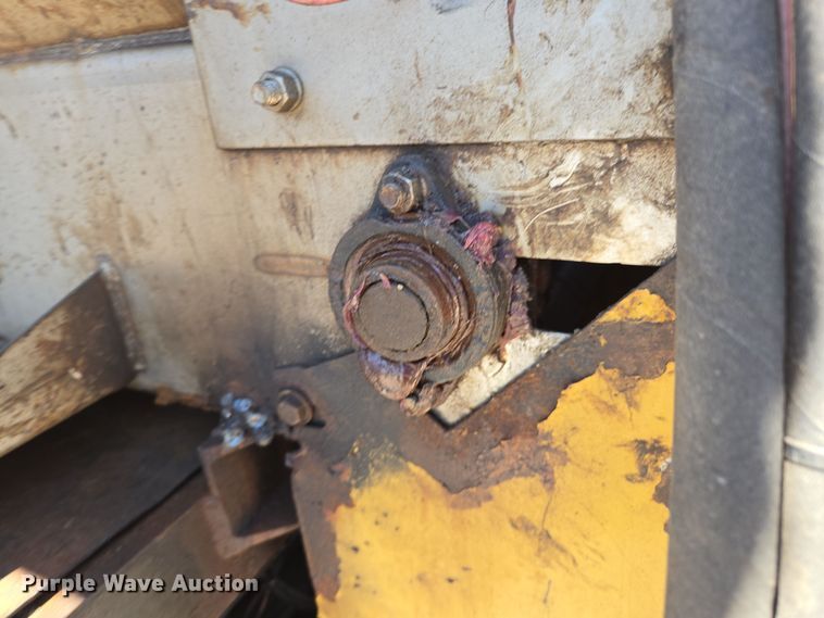 image for item DP6318 2009 Chevrolet C5500 dump truck