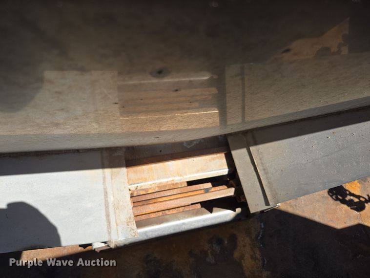 image for item DP6318 2009 Chevrolet C5500 dump truck