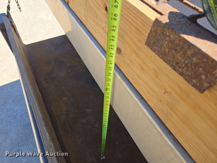 image for item DP6318 2009 Chevrolet C5500 dump truck