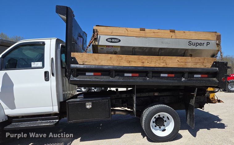 image for item DP6318 2009 Chevrolet C5500 dump truck