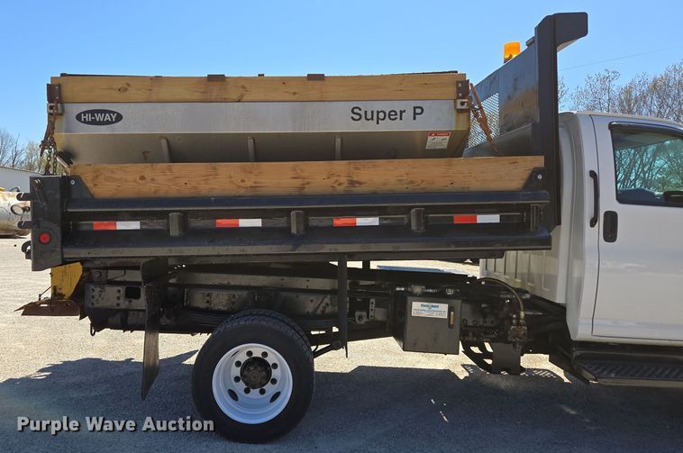 image for item DP6318 2009 Chevrolet C5500 dump truck