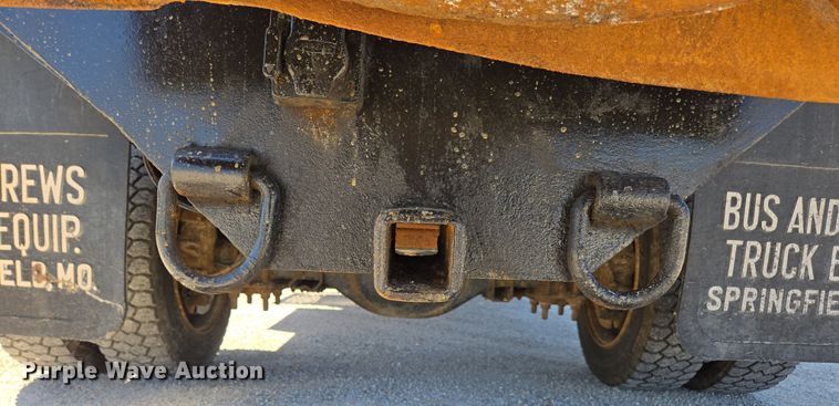image for item DP6318 2009 Chevrolet C5500 dump truck
